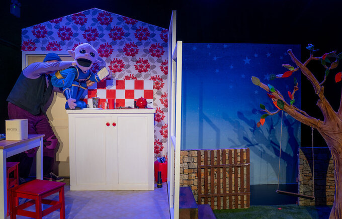 Zoom! Photo Gallery!